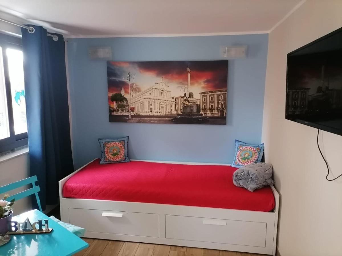 Апартаменты Viky House Катания Экстерьер фото